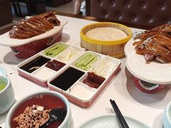 -梅利汴京烤鸭•开封豫菜地标店(东大街店)