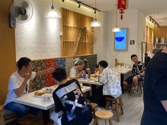-李与白包子铺(桐梓林店)