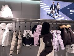 -王府井奥莱棋盘山小镇