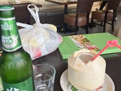 -大头虾越式风味餐厅(光明广场店)