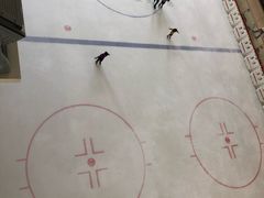 -冰纷万象滑冰场(二七万象城店)