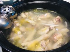 -东椰·海南椰子鸡火锅(朝阳门店)