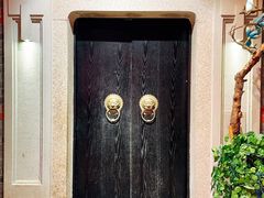 -沪小胖小龙虾(淮海中路旗舰店)