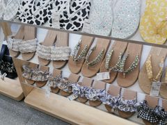 -hotwind热风(中贸广场店)