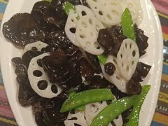 -乌苏疆遇集市烧烤新疆菜(乌苏啤酒小镇店)