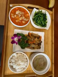 -卓玥国际月子会所(罗山路店)