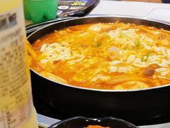 -三清洞摩西韩式年糕火锅(威高广场店)