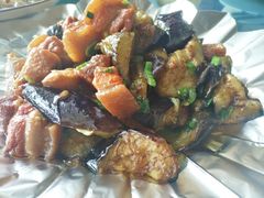 红烧肉焖茄子-鲜塘宴·千岛湖大鲫鱼(南湖店)