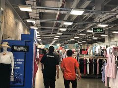 -上品折扣(回龙观店)