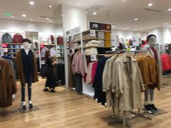 -优衣库(东莞汇一城店)