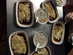 艇仔粥-源记肠粉(华贵路店)