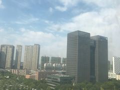 -杭州滨江宝龙城华美达酒店