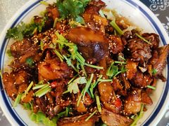 -八两八金·莱芜特色炒鸡(市南漳浦路店)