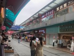 -万达广场(南昌红谷滩店)