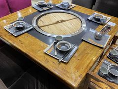 -老刘生态大鱼坊铁锅炖鱼(赛马场店)