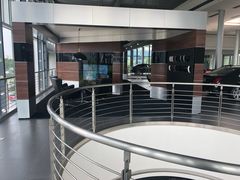 -杭州中升之星奔驰4S店(滨江店)