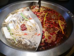 -沸炉重庆老火锅(军事博物馆店)