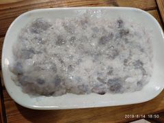 东镇手打虾滑-东镇老火锅(长春路首店)