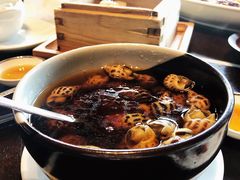 古越陈酿煮花螺-杭州西子湖四季酒店·金沙厅
