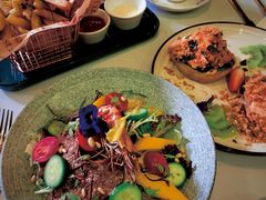 芒果大虾小牛肉沙拉-ChitChat奇洽·Bistro(黎黄陂路店)