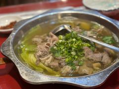 -谢老五跷脚牛肉·非遗传承店