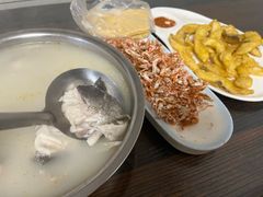 -雪湖煜辰鱼头老店(雪野湖店)