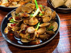 -蚝堡海鲜·威海菜·海肠捞饭·烧烤·亚洲吃蚝公司(幸福门店)