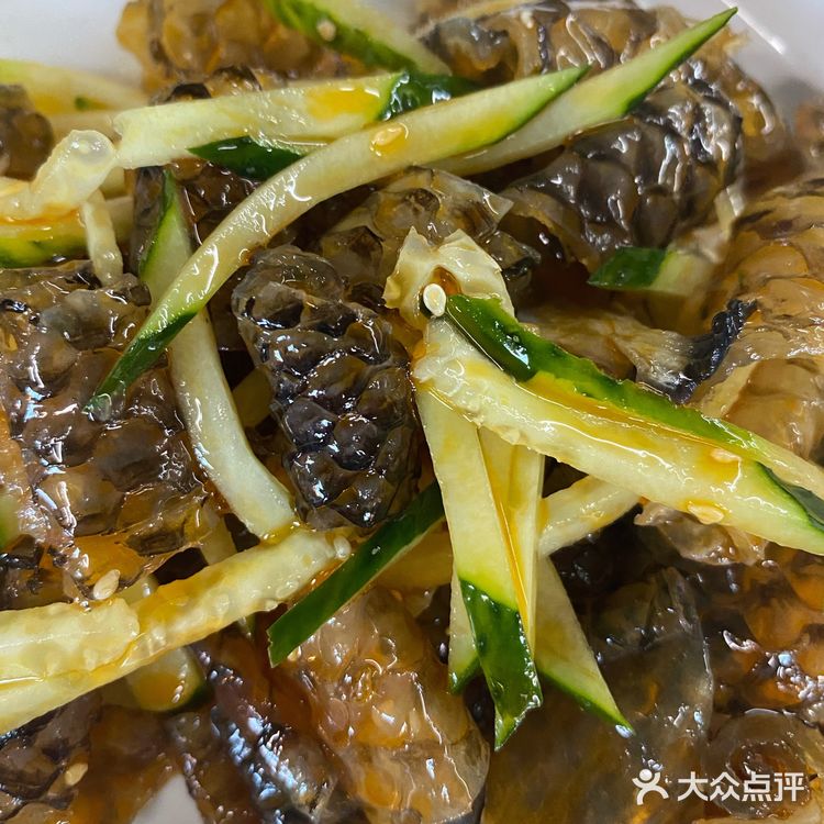 萌哒哒椰子鸡三亚湾旗舰店