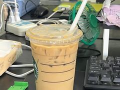 -星巴克(西安曲江银泰店)