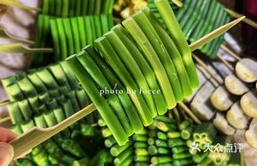 Sauce-Roasted Garlic Shoots