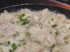-无名氏宵夜小摊(祝家三姐妹馄饨店)