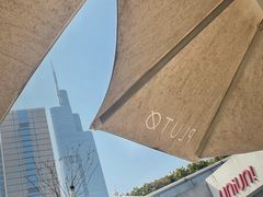 -UNI UNI(环亚凯瑟琳店)