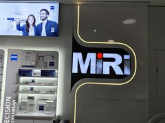 -MiRi眼镜连锁·蔡司·尼康控优点合作店(莘庄店)