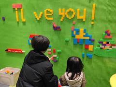 -瑞尔齿科(上海长风大悦城店)