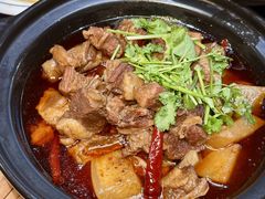 -土砂锅生态山庄·非遗砂锅雅鱼
