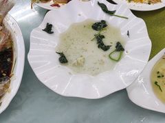 -范饭椰林川湘味海鲜·椰子鸡(三亚湾椰梦长廊店)