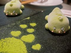 -海底捞火锅(金山百联店)