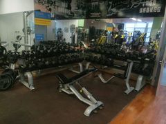 -爱尚游泳健身(外交公寓店)