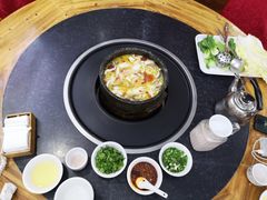 -南渝食府.墨脱石锅松茸鸡