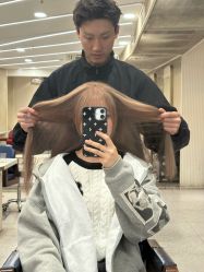 -PE SALON