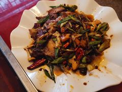 -柞水土菜馆(营盘镇朱家湾店)