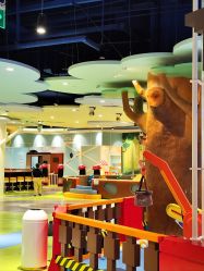-MELAND CLUB亲子乐园•派对(虹桥万象城店)