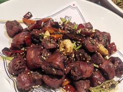 -那家老院子东北菜·饺子·小鸡炖蘑菇(艳华街店)