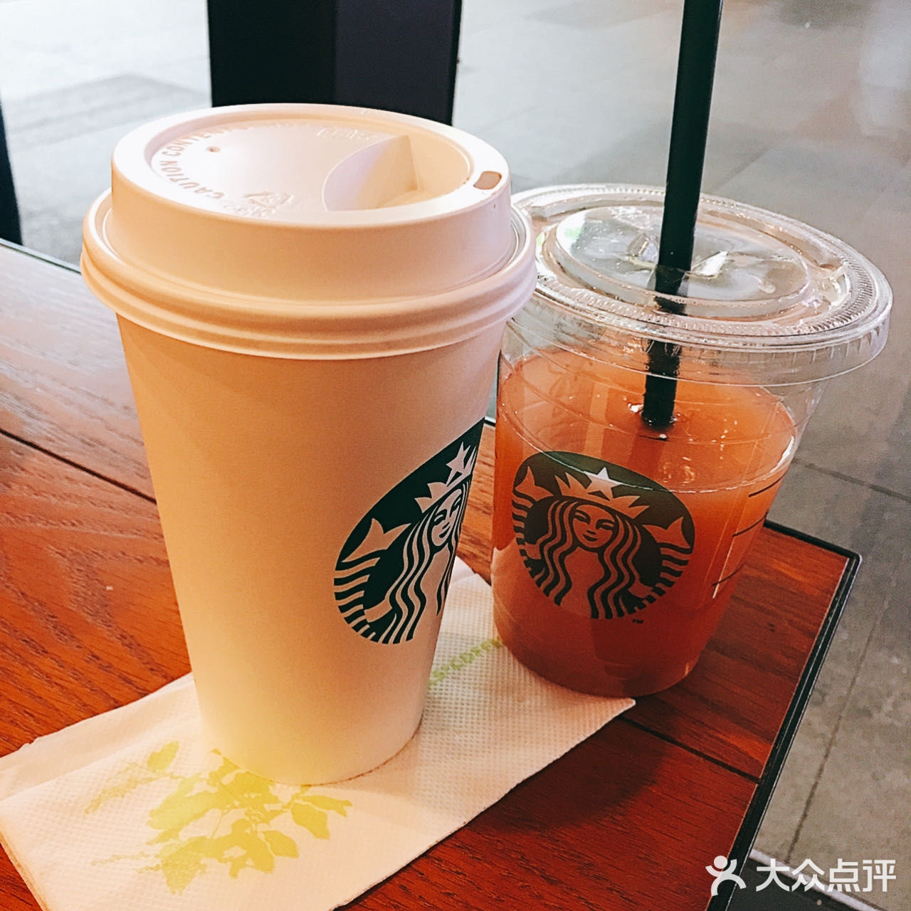 双杯甜蜜时光