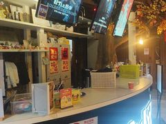 -暴风岛沉浸式体验馆(百联世纪店)