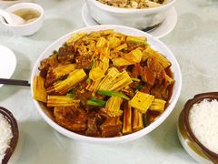 腐竹牛腩-民间瓦缸煨汤館(嵩山路店)