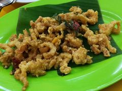 咸蛋黄鱿鱼-明记烧鱼美味店