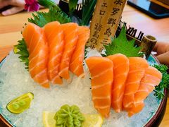 秒懂三文鱼-文三酒肆自助放题(新街口友谊广场店)