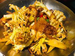 干锅有机花菜-吕氏疙瘩汤·私家菜馆(慈云寺店)