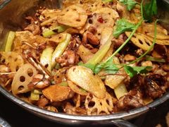 干锅牛蛙-蛙蛙叫干锅年代(簋街总店)
